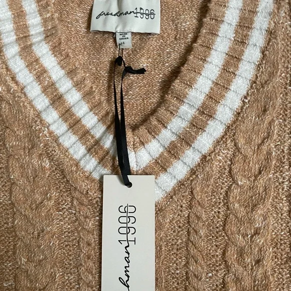 Freshman 1996 Cable Knit Sweater Vest Beige V-Neck Size L - Picture 2 of 7